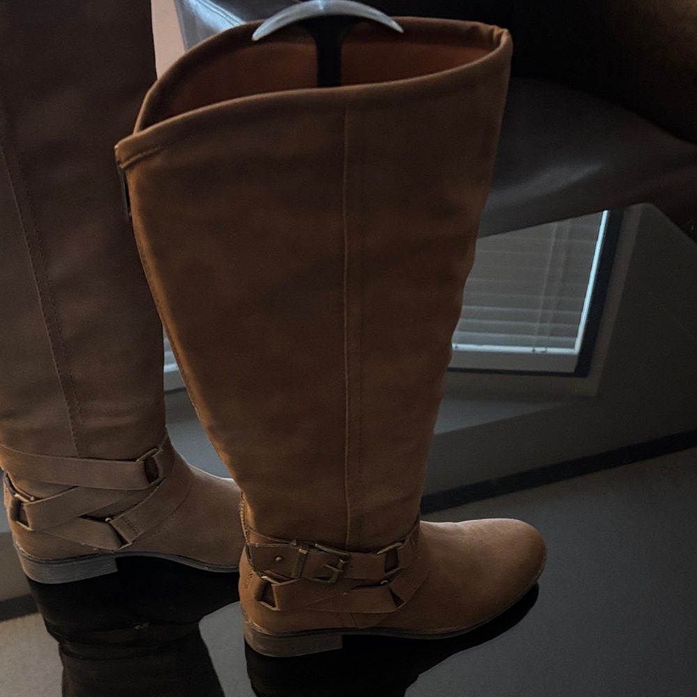 Women's Brown Knee-High Boots